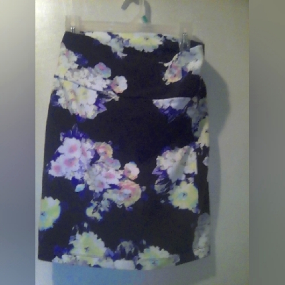Fitted Mini Skirt